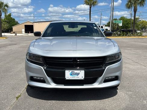 Used 2022 Dodge Charger SXT w/ Blacktop Package image 9