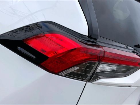 Used 2025 Toyota RAV4 LE image 26