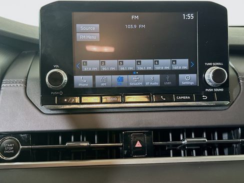 Used 2024 Mitsubishi Outlander ES FWD image 24