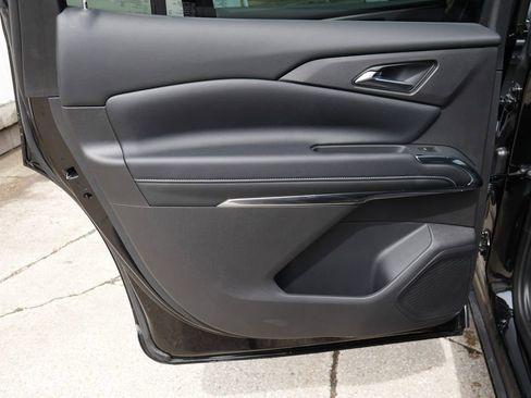 New 2026 Chevrolet Traverse LT w/ LPO, Floor Liner Package image 31