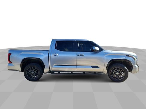 Used 2024 Toyota Tundra Platinum image 9