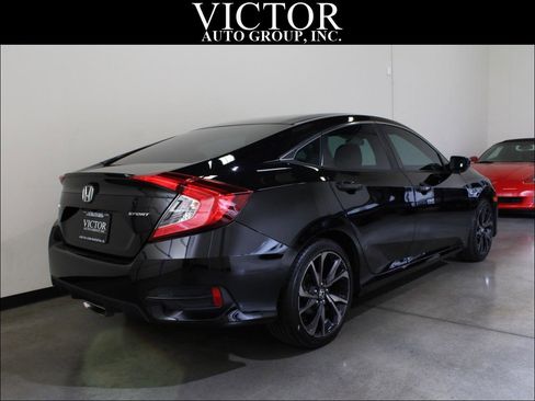 Used 2020 Honda Civic Sport image 11