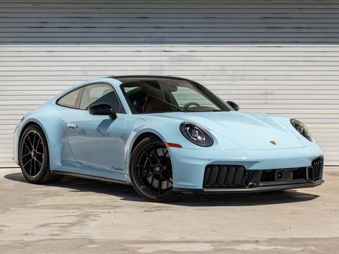 Certified 2025 Porsche 911 Carrera 4 GTS AWD/4WD image 27
