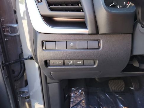 New 2026 Nissan Rogue SV w/ Cold Weather Package FWD image 10