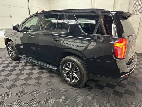Used 2022 Chevrolet Tahoe Z71 w/ Luxury Package AWD/4WD image 6