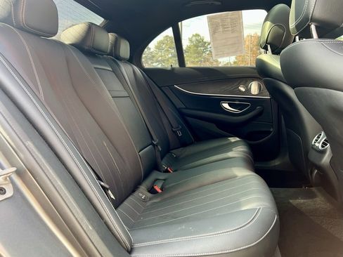 Used 2022 Mercedes-Benz E 350 Sedan w/ AMG Line Exterior image 19
