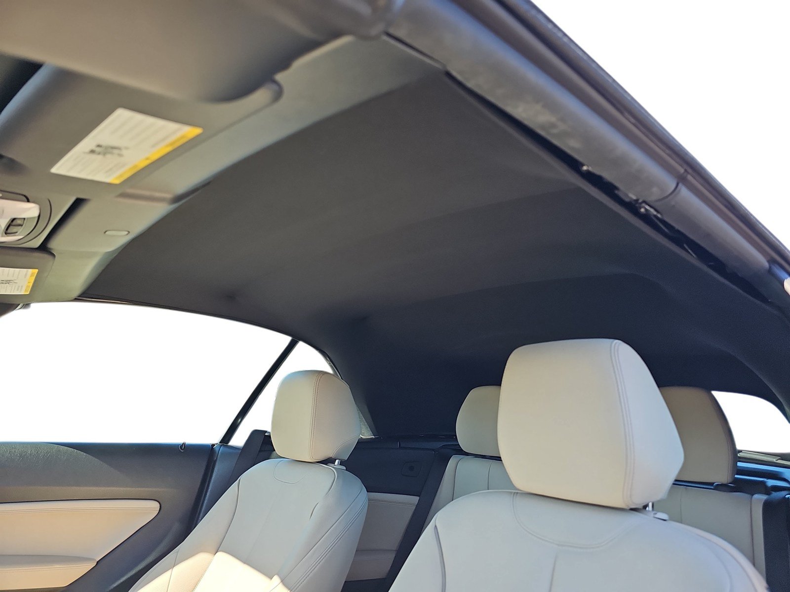 Used 2017 BMW 230i Convertible RWD image 25