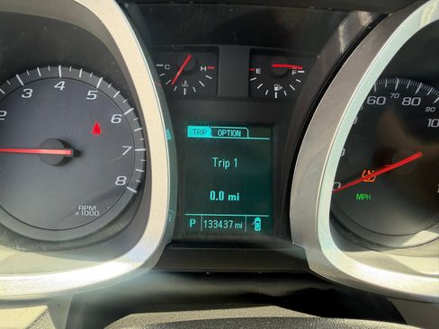Used 2015 Chevrolet Equinox LS FWD image 18