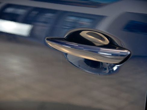 Used 2024 MAZDA CX-90 Plug-In Hybrid w/ Premium Pkg image 13