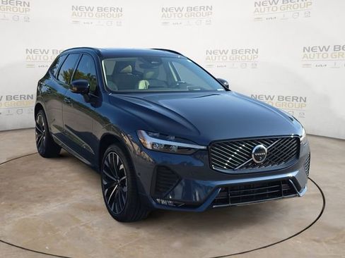 Used 2026 Volvo XC60 B5 Ultra w/ Protection Package Premier AWD/4WD image 7