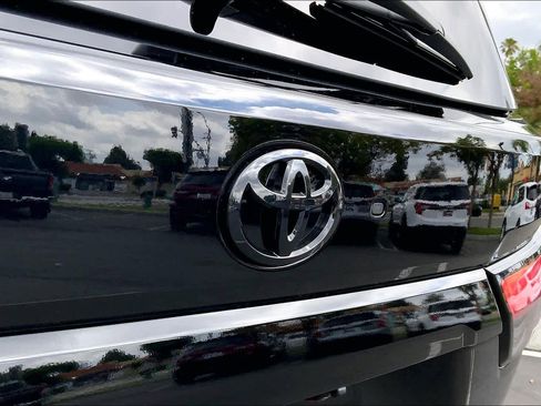 New 2026 Toyota Sequoia Platinum AWD/4WD image 15