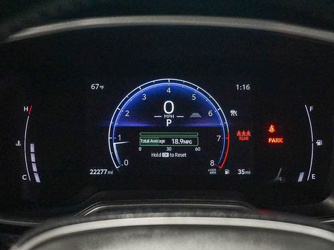 Certified 2024 Toyota Corolla Cross XLE w/ Convenience Package FWD image 25