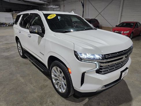 Used 2021 Chevrolet Tahoe Premier AWD/4WD image 19