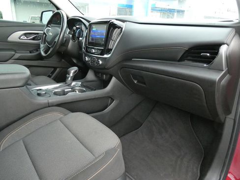 Certified 2021 Chevrolet Traverse LT AWD/4WD image 15