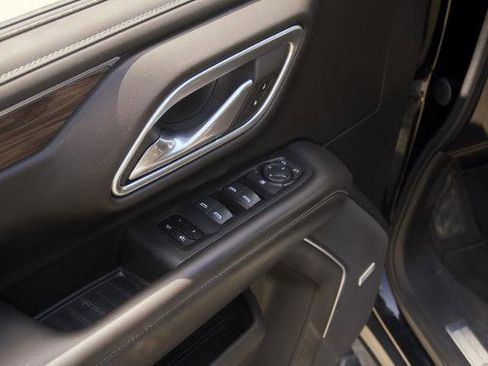 Used 2021 Chevrolet Tahoe Z71 AWD/4WD image 14