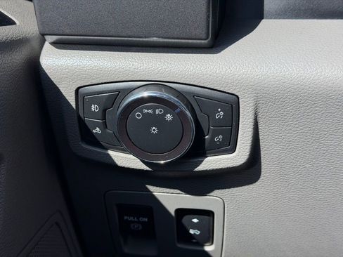 Used 2020 Ford F150 XLT w/ Equipment Group 302A Luxury image 14