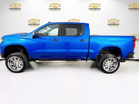 Used 2024 Chevrolet Silverado 1500 Custom Trail Boss w/ LPO, Dark Essentials Package AWD/4WD image 4