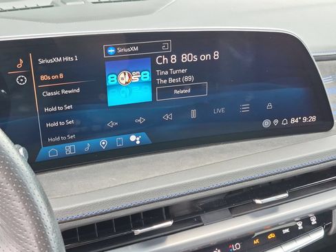 Used 2024 Cadillac XT4 Sport FWD image 22