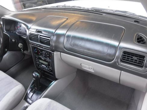 Used 2002 Subaru Forester S AWD/4WD image 13