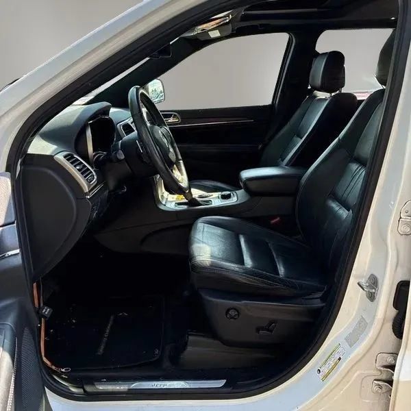 Used 2016 Jeep Grand Cherokee Limited AWD/4WD image 22