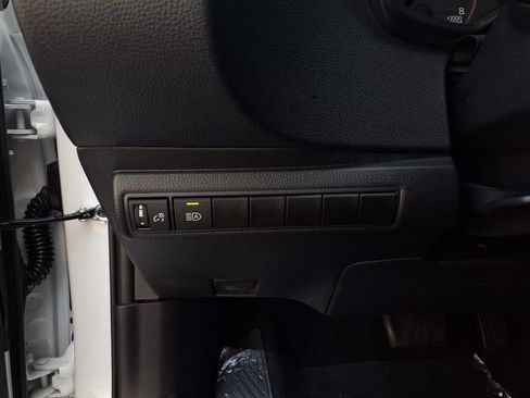 Certified 2024 Toyota Corolla LE image 14