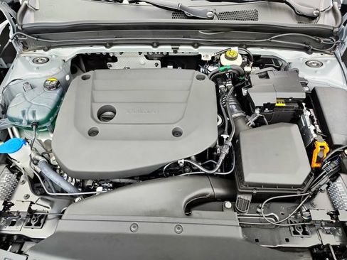 New 2026 Volvo XC40 B5 Ultra w/ Protection Package Premier AWD/4WD image 29