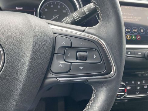 Used 2022 Buick Encore GX Essence w/ Advanced Technology Package image 20