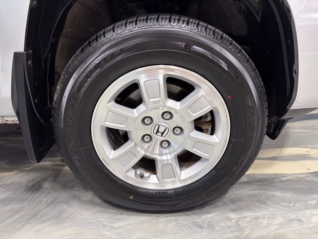 Used 2014 Honda Ridgeline RTS image 22