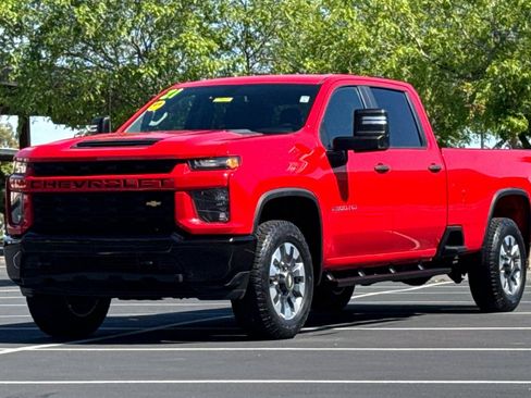 Used 2022 Chevrolet Silverado 2500 Custom w/ Custom Convenience Package RWD image 16