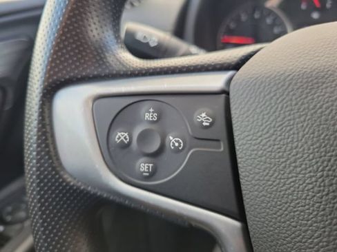 Used 2024 GMC Terrain SLE FWD image 21