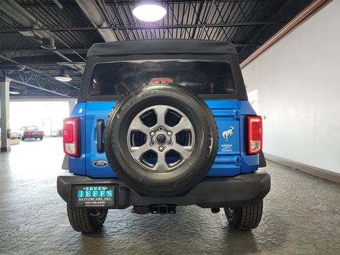 Used 2023 Ford Bronco Big Bend image 4