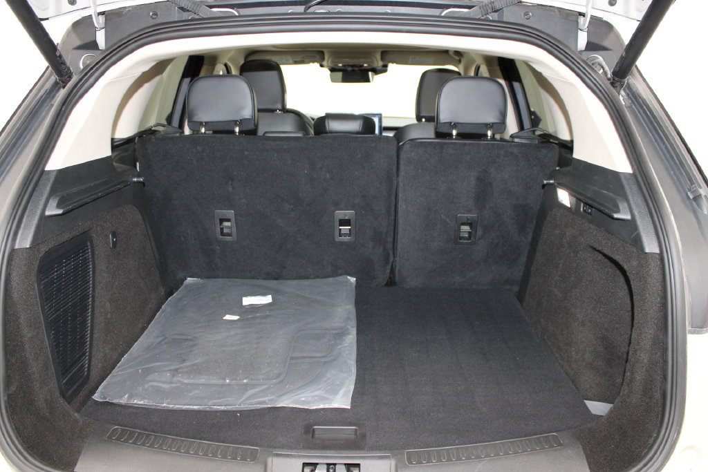Used 2023 Lincoln Corsair AWD w/ Equipment Group 101A image 23