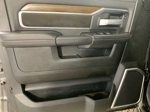 Used 2024 RAM 2500 Laramie image 29