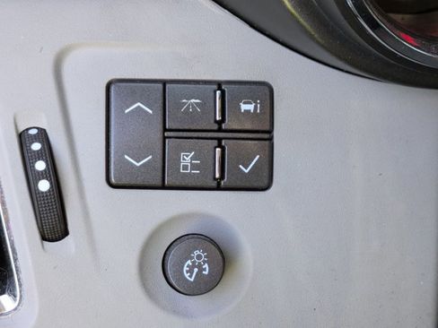 Used 2012 Cadillac CTS Luxury image 8