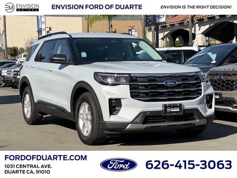 New 2026 Ford Explorer Active w/ Active Comfort Package image 1