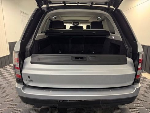 Used 2017 Land Rover Range Rover HSE image 35