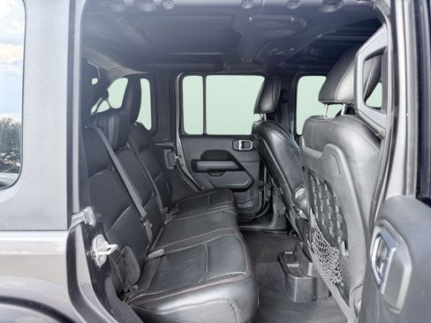 Used 2021 Jeep Wrangler Unlimited Rubicon image 31