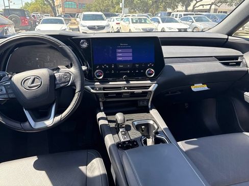 Certified 2026 Lexus RX 350 Premium Plus w/ Accessory Package (Z1) FWD image 18