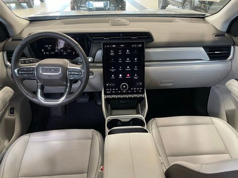 Used 2026 GMC Terrain Denali w/ LPO, Black Badging Package AWD/4WD image 13