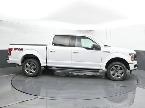 Used 2018 Ford F150 XLT w/ Equipment Group 302A Luxury AWD/4WD image 3