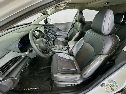 Used 2024 Subaru Crosstrek 2.5i Limited AWD/4WD image 13