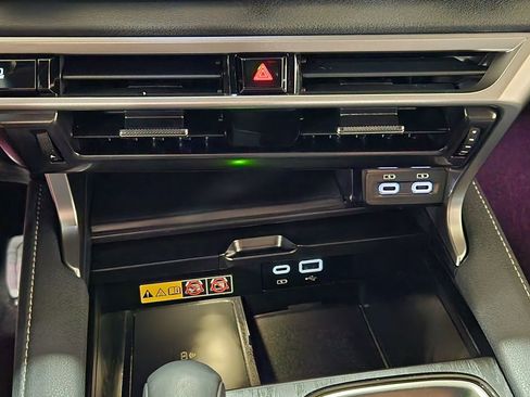 Used 2023 Lexus RX 350 Premium image 38