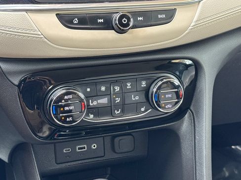 Used 2023 Buick Encore GX Select FWD image 24