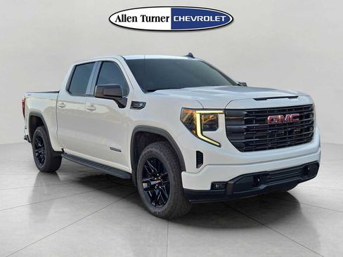 Used 2025 GMC Sierra 1500 Elevation w/ X31 Off-Road Package image 2