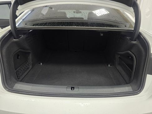 Used 2023 Audi A4 2.0T Premium Plus image 11