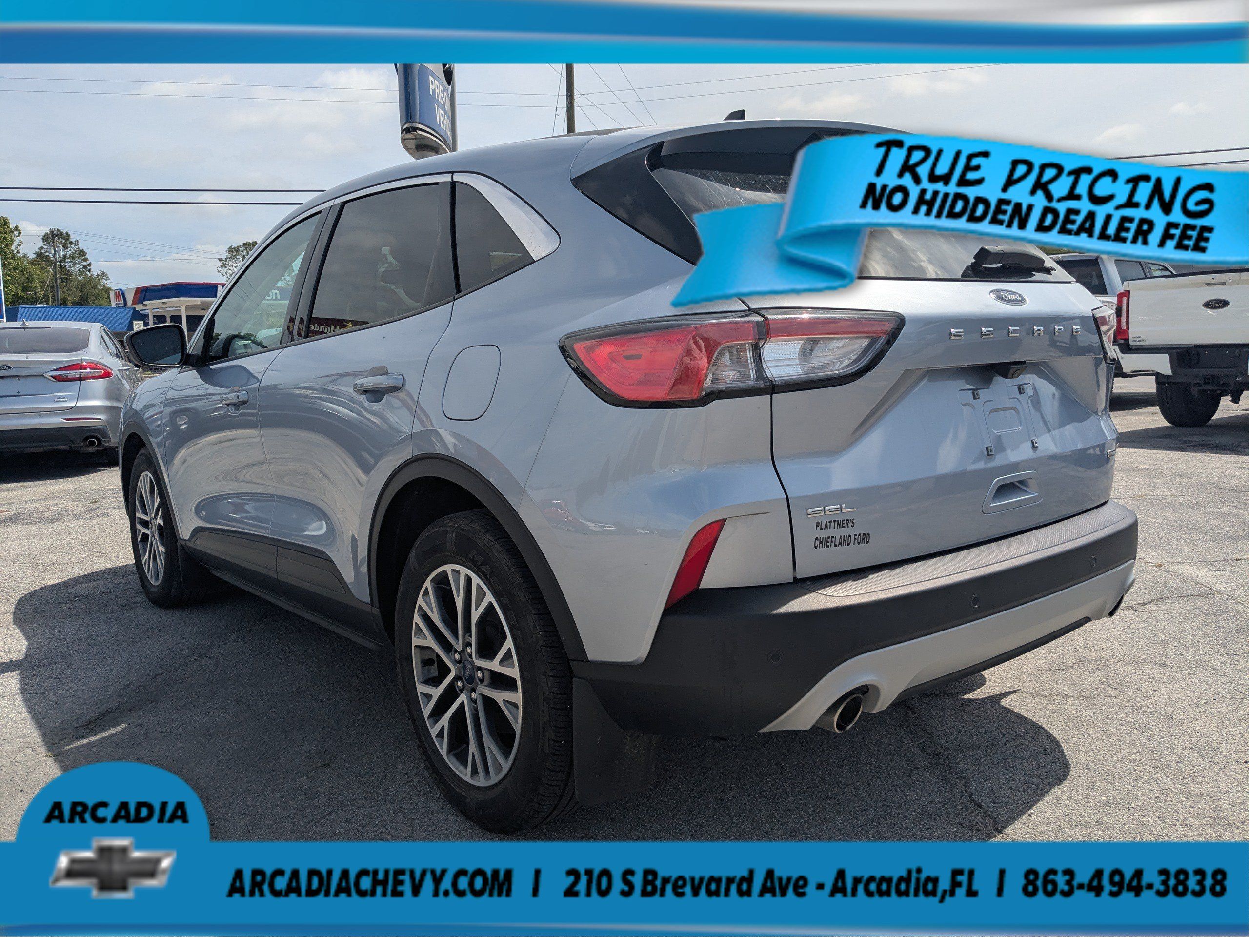 Used 2022 Ford Escape SEL w/ Technology Package FWD image 6