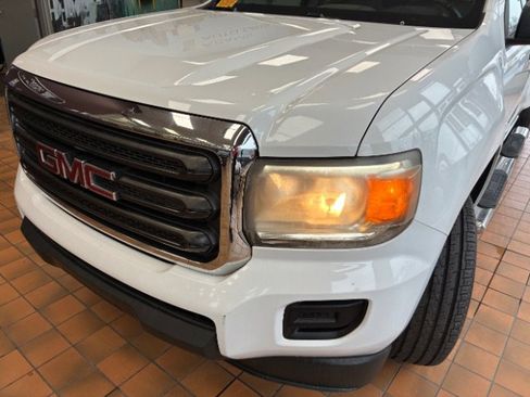 Used 2015 GMC Canyon 2WD Crew Cab w/ Convenience Package image 8