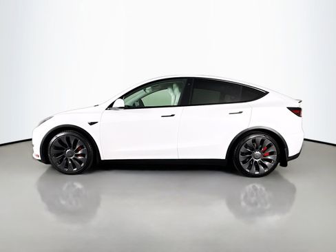 Used 2022 Tesla Model Y Performance image 4