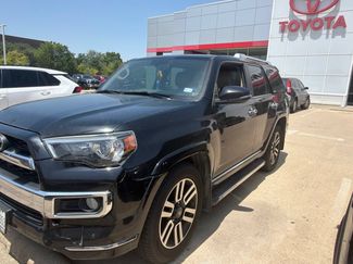 Used 2017 Toyota 4Runner Limited w/ Preferred Accessory Package RWD video 1