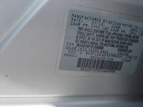 Used 2015 Nissan Sentra SV FWD image 27